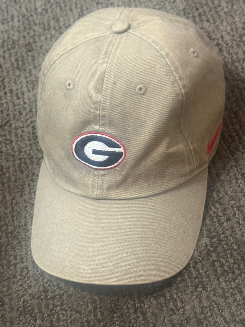 Nike Tan Georgia Bulldogs Embroidered Logo Cap